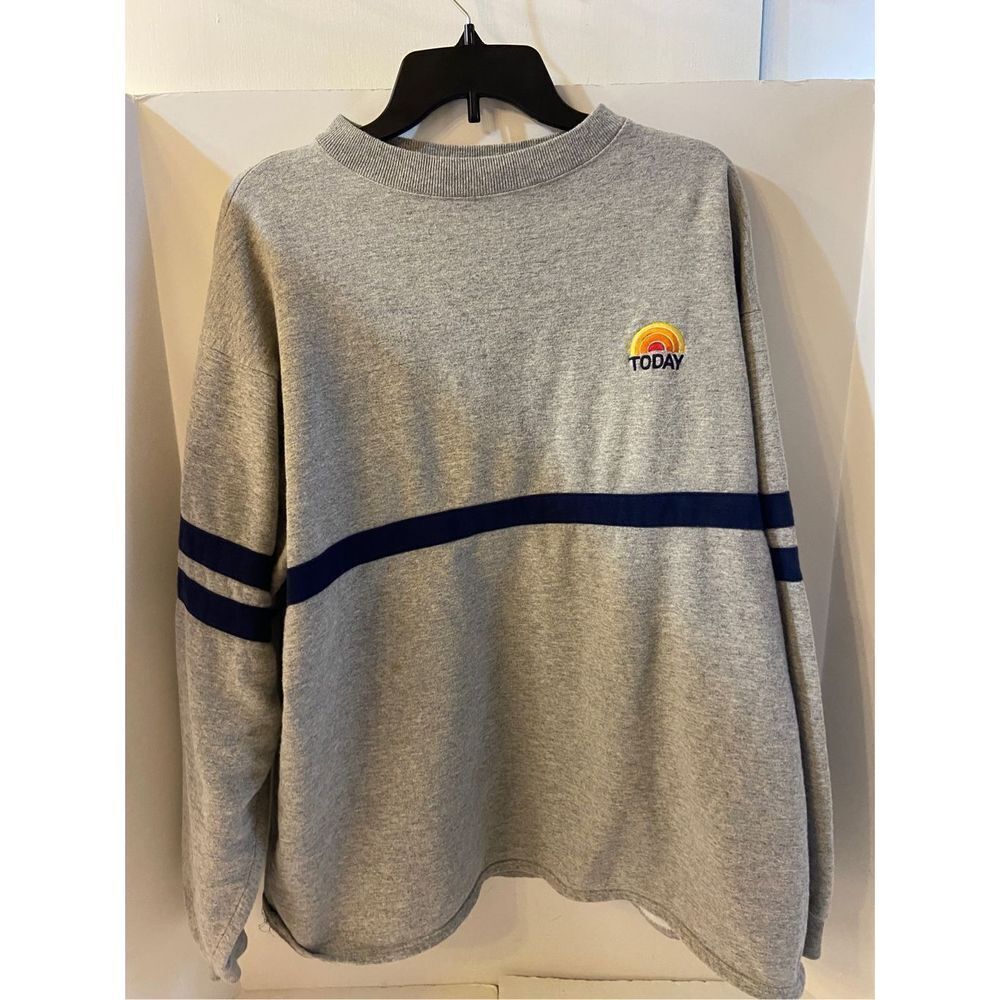 NBC Experience "Today" sweatshirt Xl gray Cotton‎ Blend Rainbow Logo